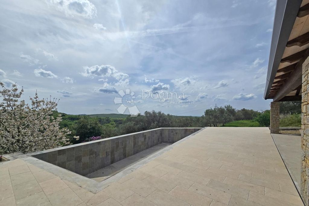 Maison de luxe à vendre à Buje, 870 000 €, Photo 2