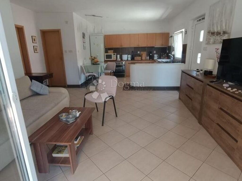 Maison de luxe à vendre à Okrug Donji, 875 000 €, Photo 5