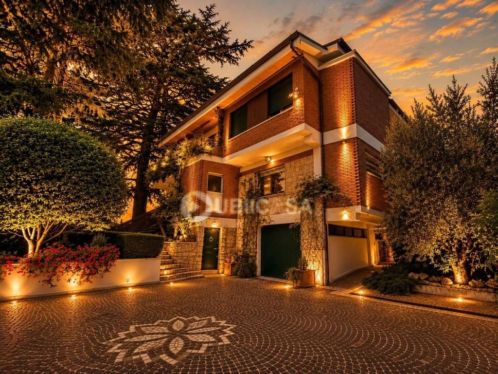 Luxury House for sale in Velletri, 530 000 €, Photo 5