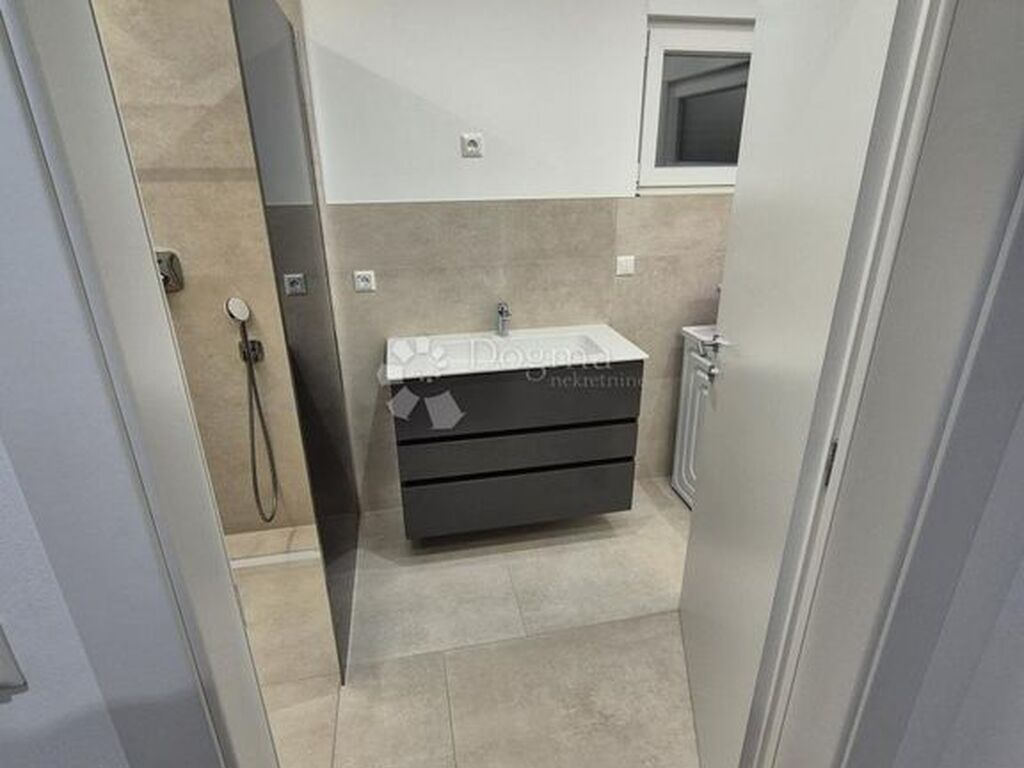 Luxury House for sale in Crikvenica, 800 000 €, Photo 7