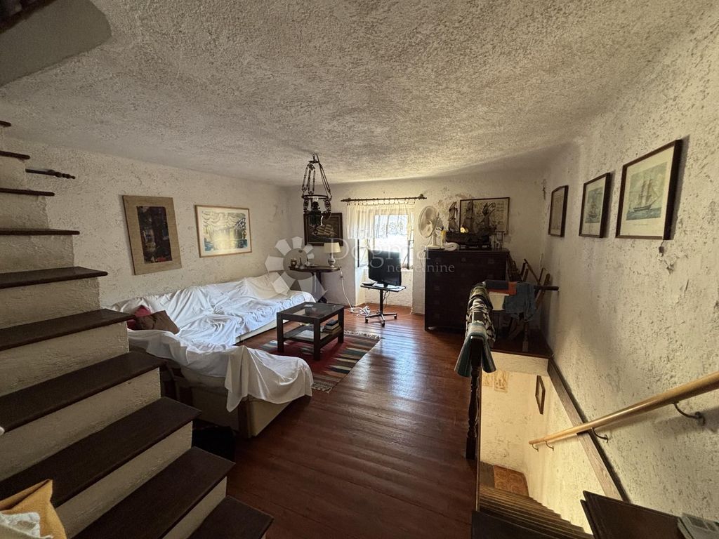 Maison de luxe à vendre à Cres, 450 000 €, Photo 7