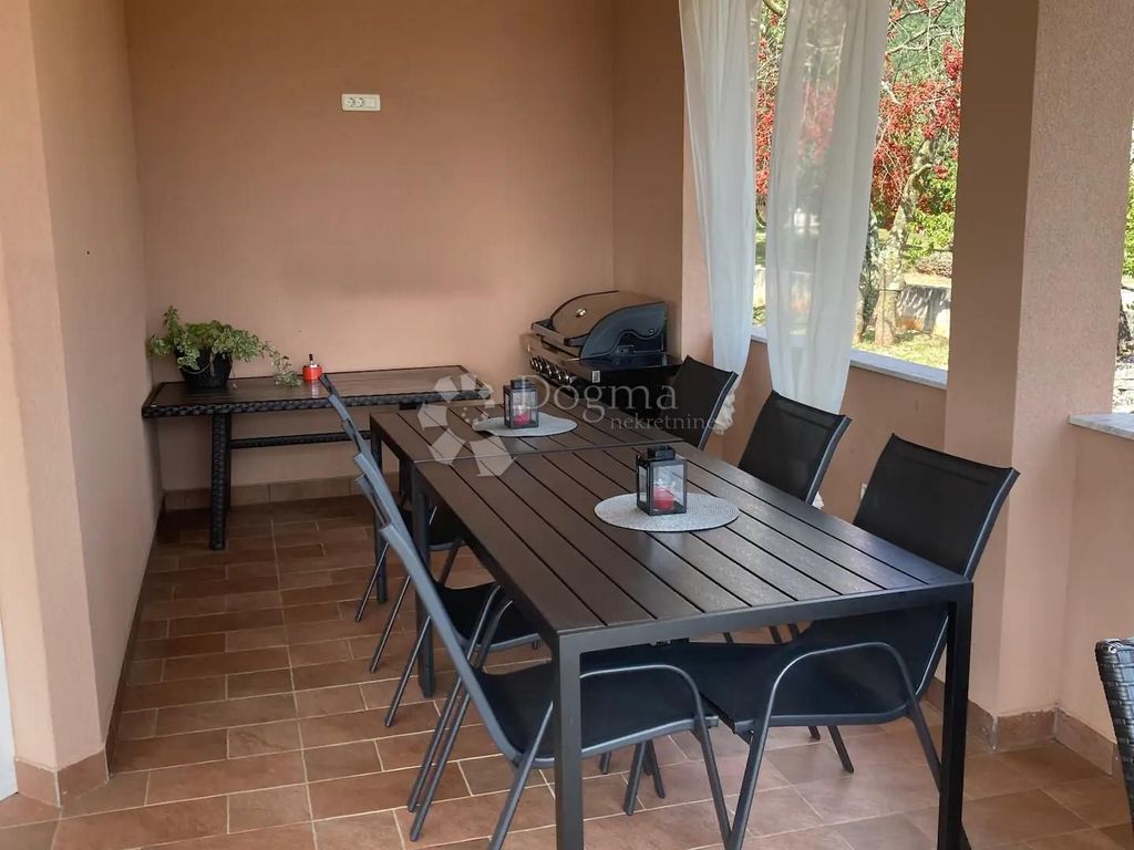 Maison de luxe à vendre à Buzet, 490 000 €, Photo 7