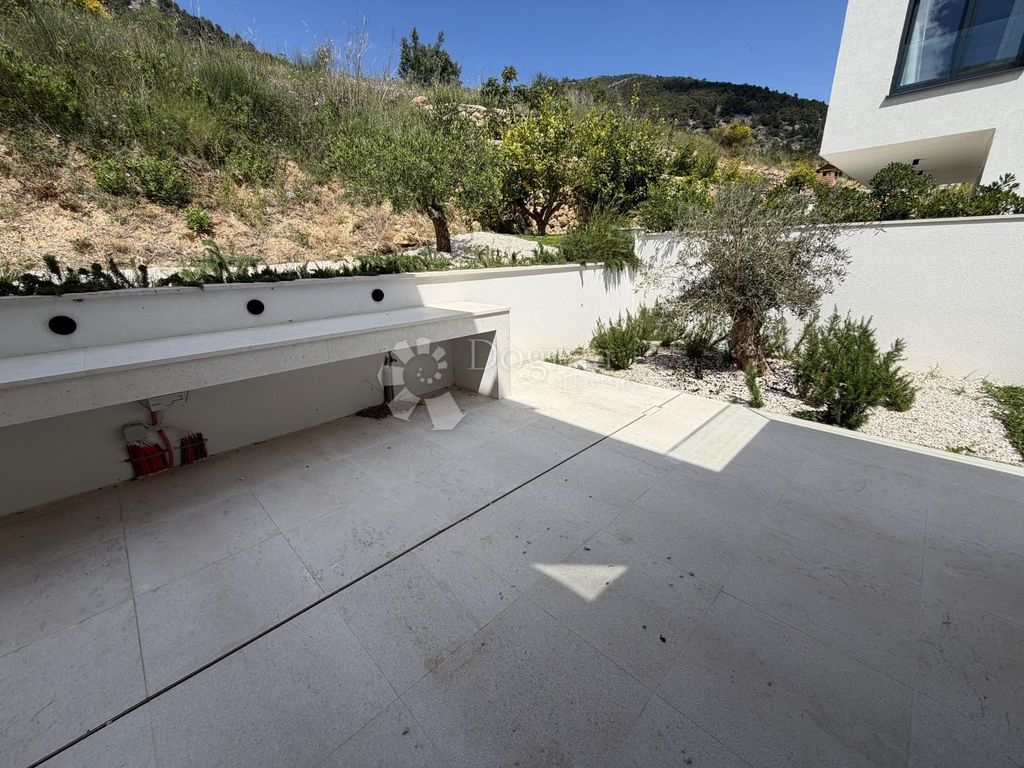 Maison de luxe à vendre à Bol, 1 450 000 €, Photo 7