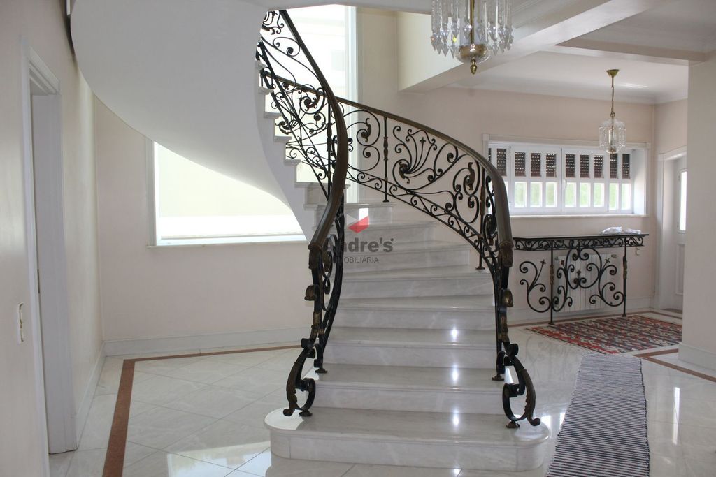 Luxury House for sale in Gondomar, 690 000 €, Photo 1