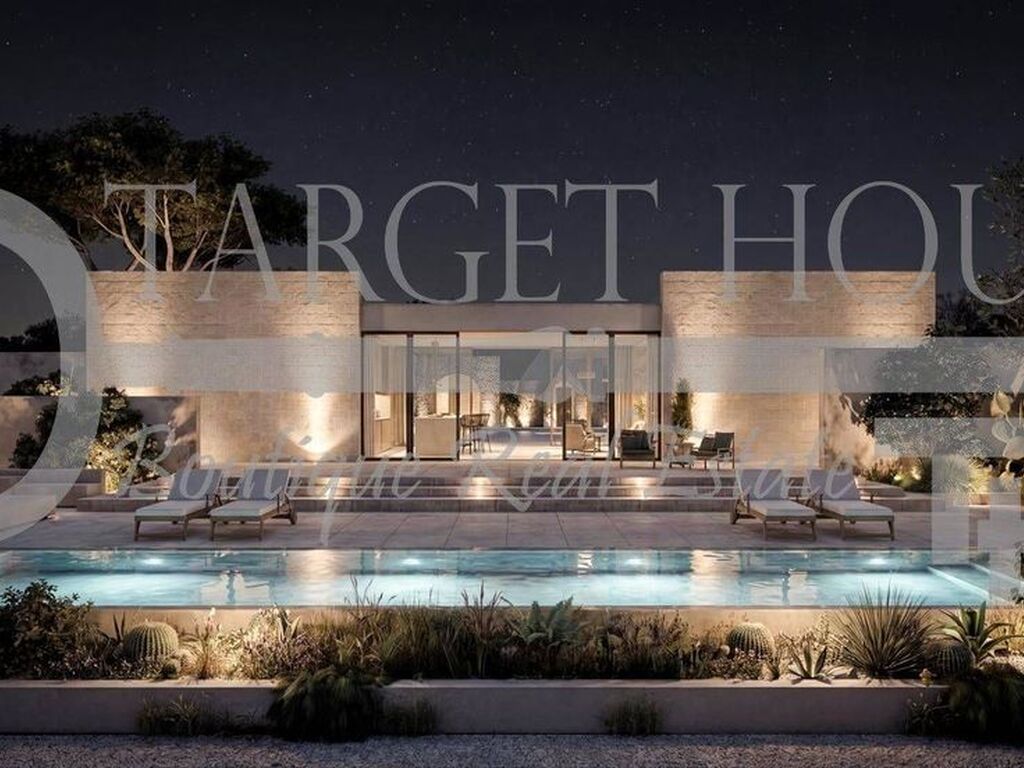 Luxury House for sale in Ostuni, 4 200 000 €, Photo 1