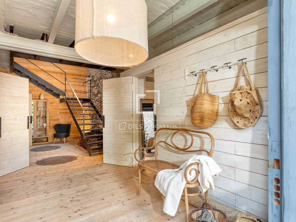 Maison de luxe à vendre à Orriols, 565 000 €, Photo 2