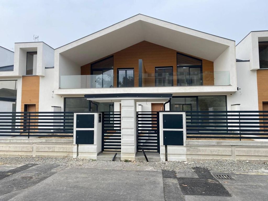 Maison de luxe à vendre à Vimercate, 673 200 €, Photo 2