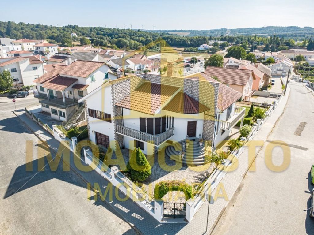 Maison de luxe à vendre à Sabugal, 490 000 €, Photo 2