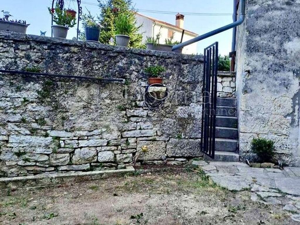 Maison de luxe à vendre à Bale, 415 000 €, Photo 4