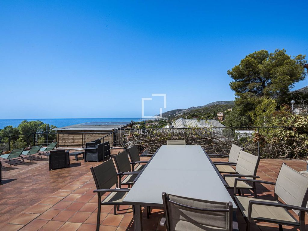 Maison de luxe à vendre à Castelldefels, 950 000 €, Photo 4