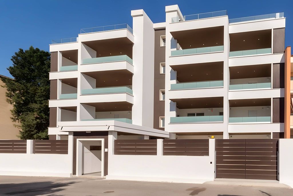 Luxury Apartment for sale in Cagliari, 455 000 €, Photo 1
