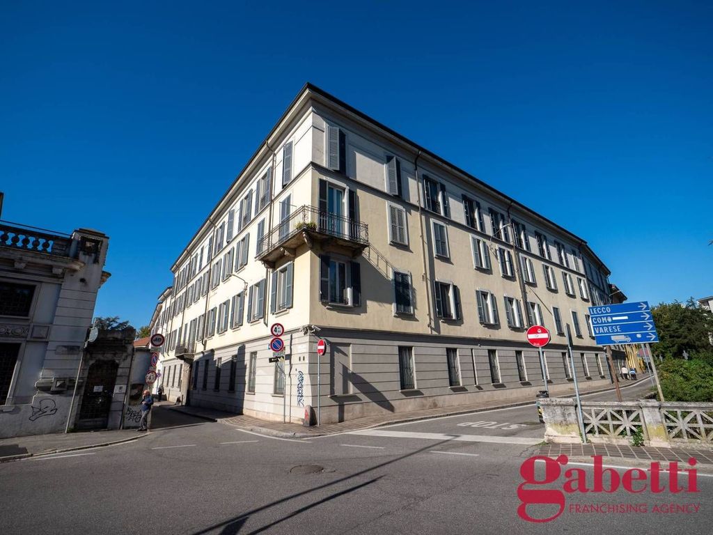 Luxury Apartment for sale in Monza, 579 000 €, Photo 1