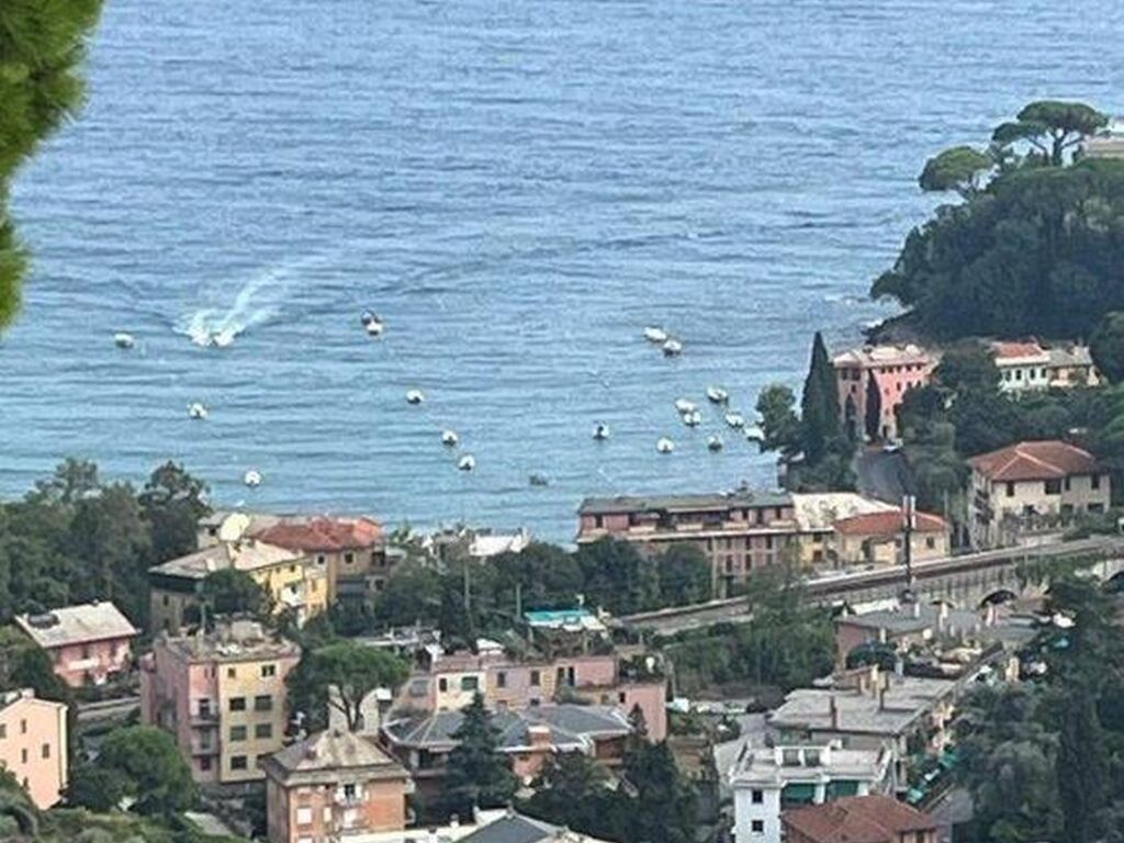 Luxury Apartment for sale in Rapallo, 550 000 €, Photo 1