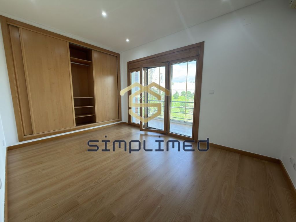 Appartement de luxe à vendre à Odivelas, 565 000 €, Photo 2
