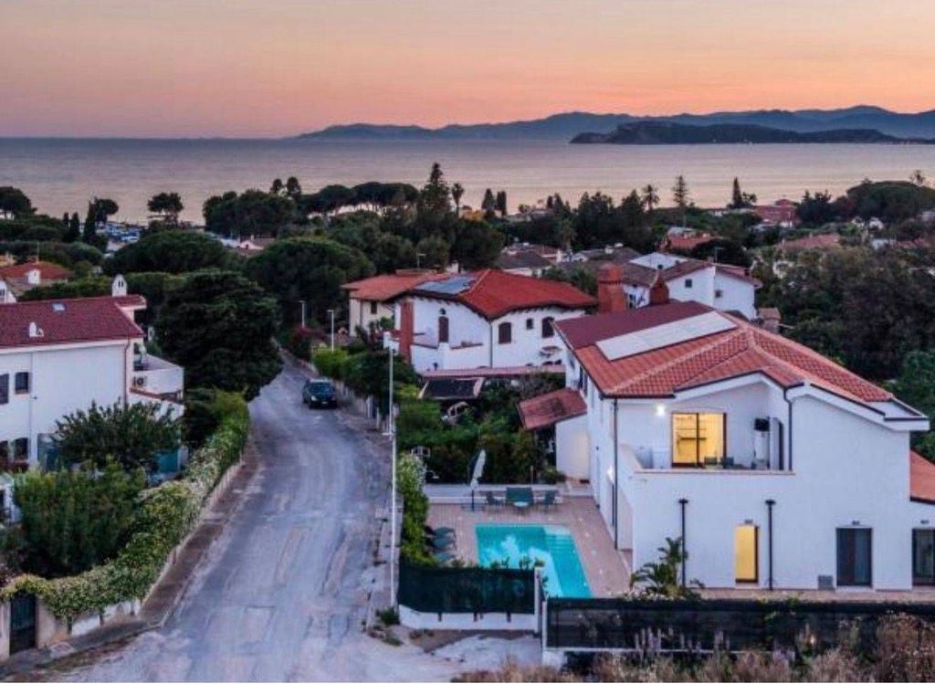 Maison de luxe à vendre à Quartu Sant Elena, 2 200 000 €, Photo 3
