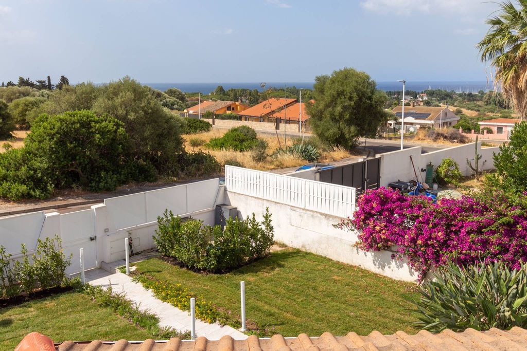 Luxury House for sale in Quartu Sant Elena, 659 000 €, Photo 6