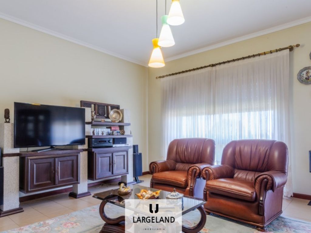 Luxury House for sale in Santa Maria Da Feira, 490 000 €, Photo 7