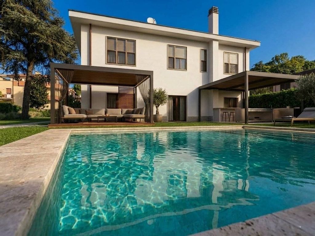 Luxury House for sale in Rozzano, 1 199 000 €, Photo 1