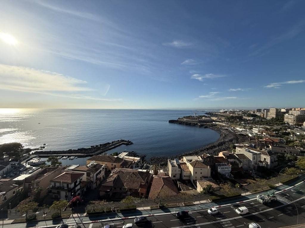 Luxury Apartment for sale in Catania, 890 000 €, Photo 1