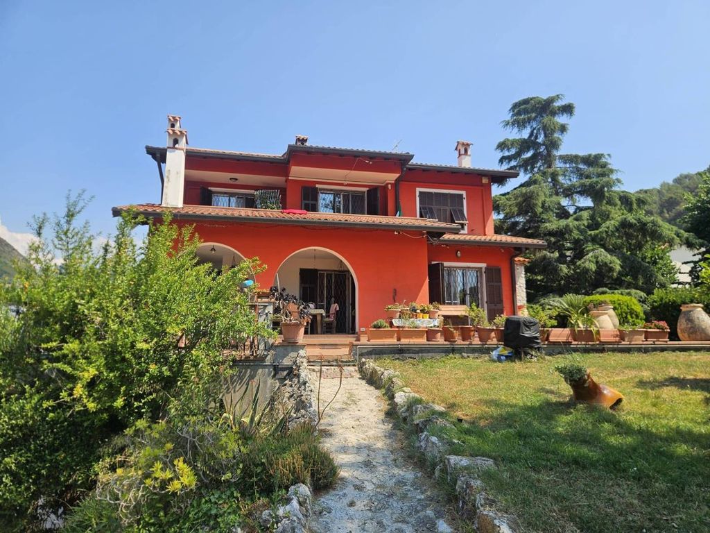 Maison de luxe à vendre à Ventimiglia, 1 750 000 €, Photo 1