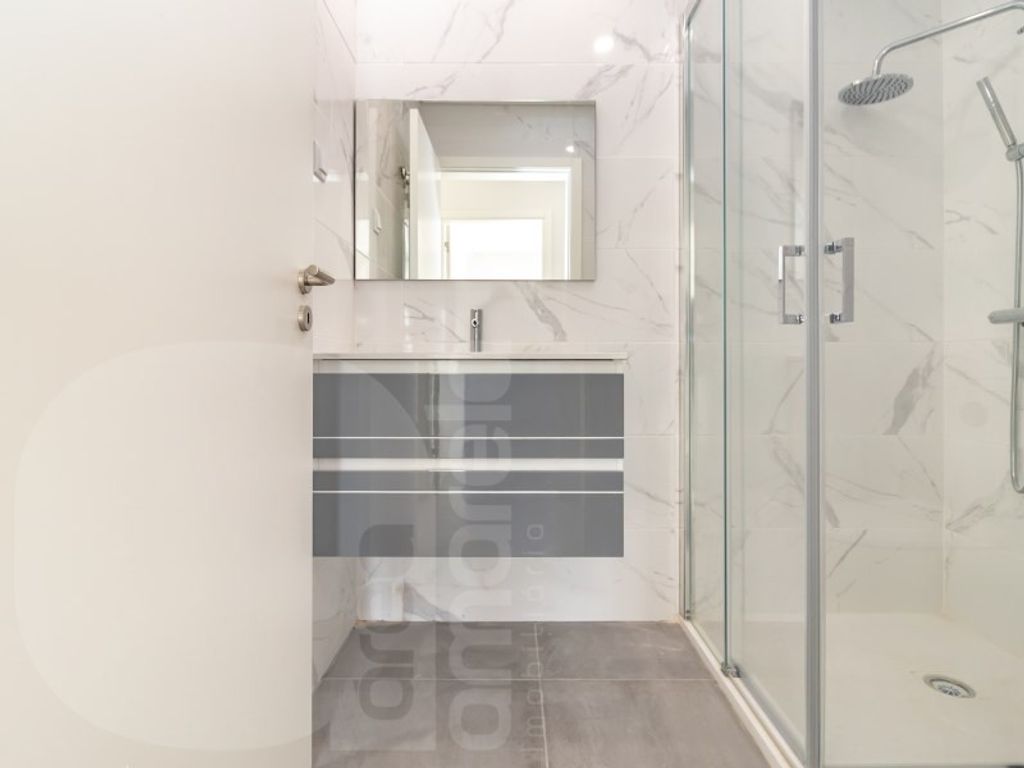 Luxury Apartment for sale in Seixal, 400 000 €, Photo 2