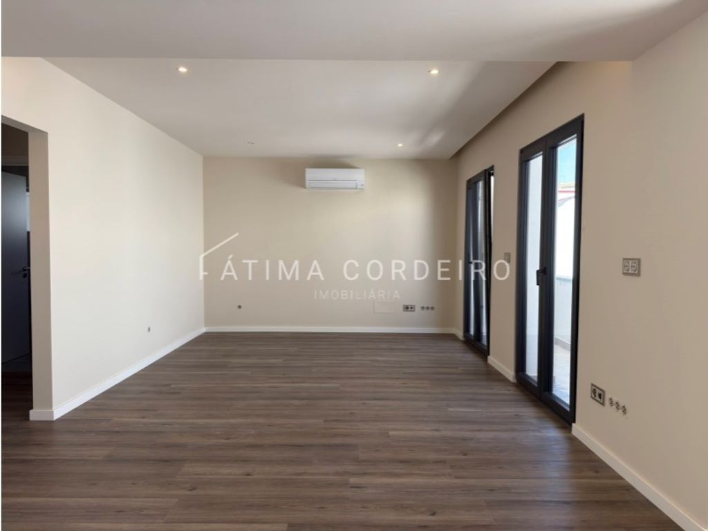Appartement de luxe à vendre à Almada, 700 000 €, Photo 2