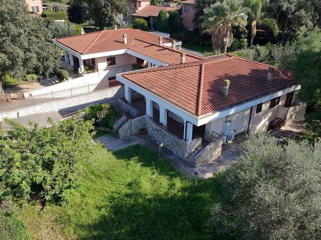 Luxury House for sale in Rome, 780 000 €, Photo 2