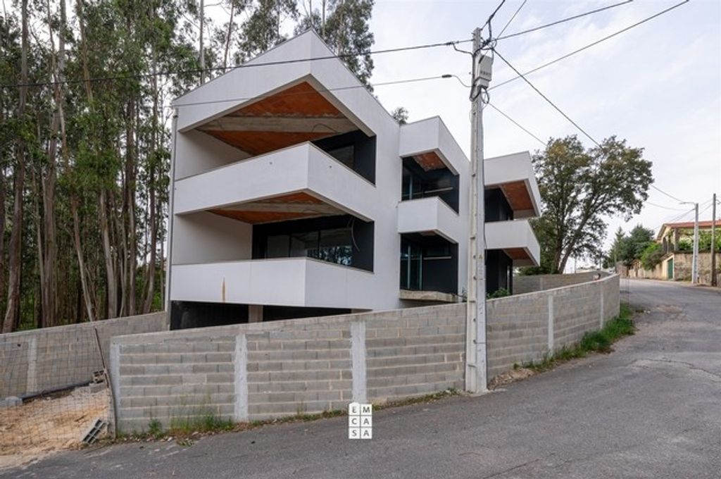 Maison de luxe à vendre à Lobão, 430 000 €, Photo 2