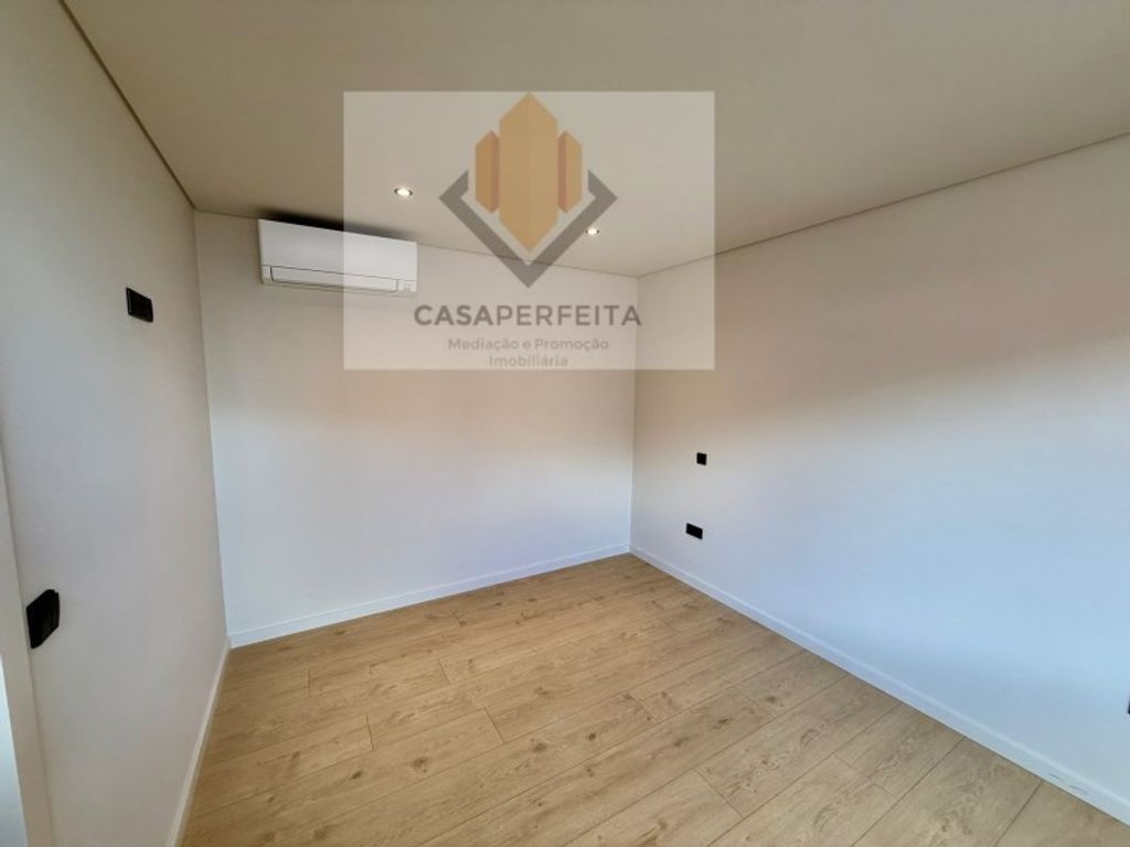 Luxury Apartment for sale in Gondomar, 558 000 €, Photo 2