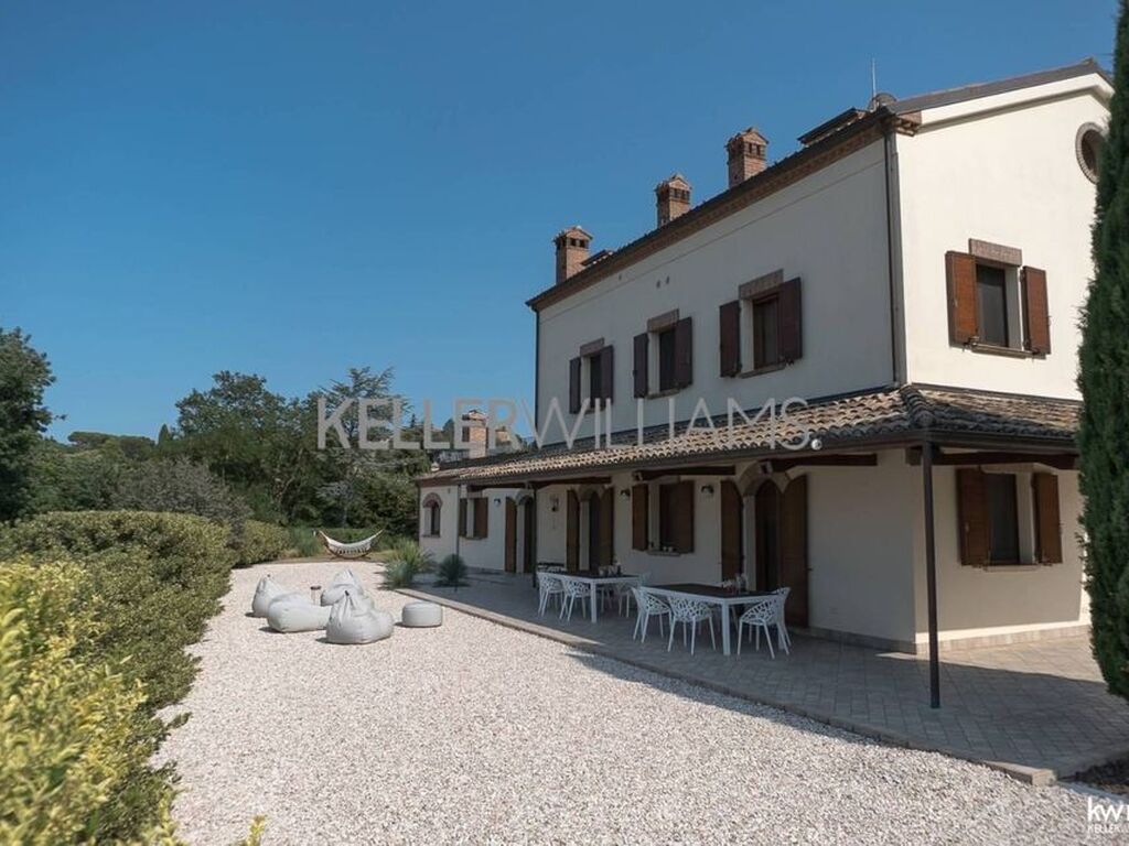Luxury House for sale in Pesaro, 1 150 000 €, Photo 5