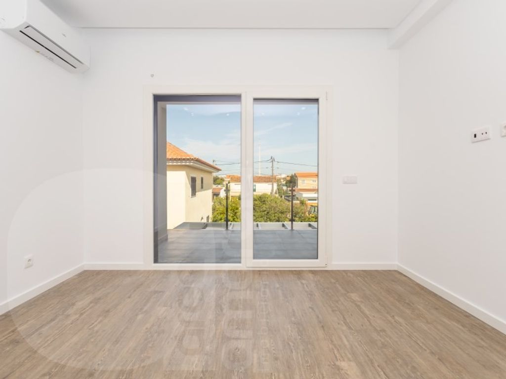 Luxury House for sale in Seixal, 425 000 €, Photo 7