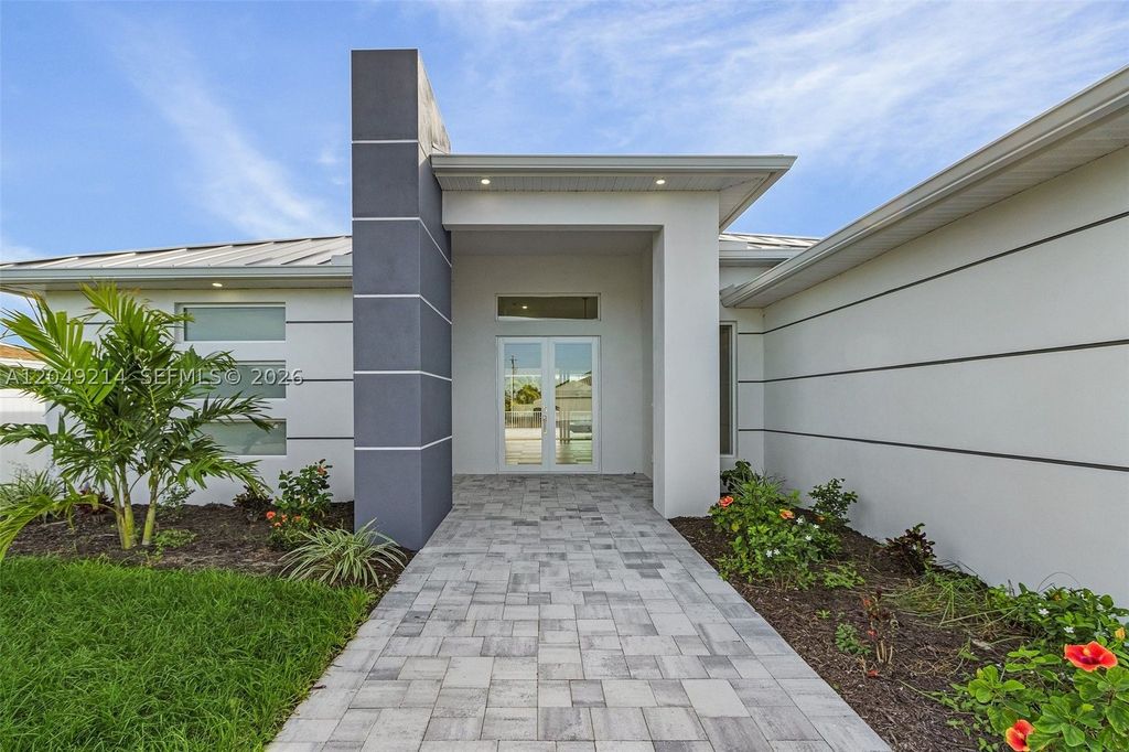 Maison de luxe à vendre à Cape Coral, 773 517 €, Photo 1