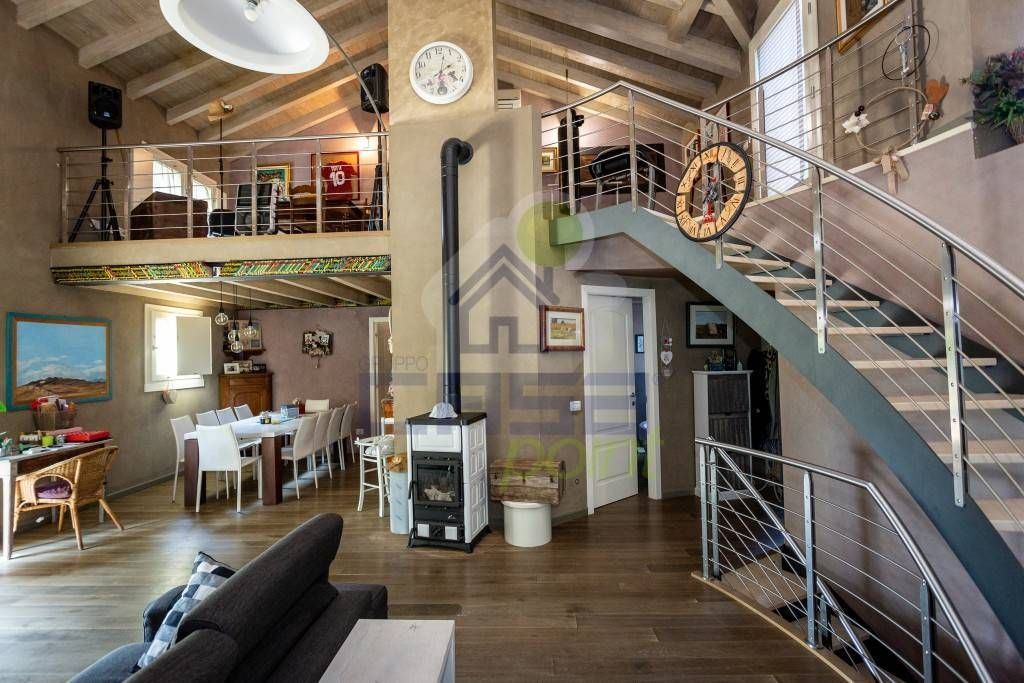 Luxury House for sale in Guastalla, 1 200 000 €, Photo 1
