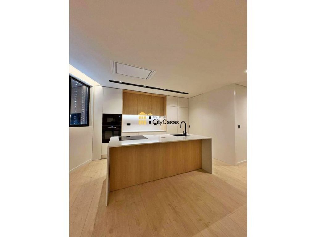 Luxury Apartment for sale in Gondomar, 558 000 €, Photo 3