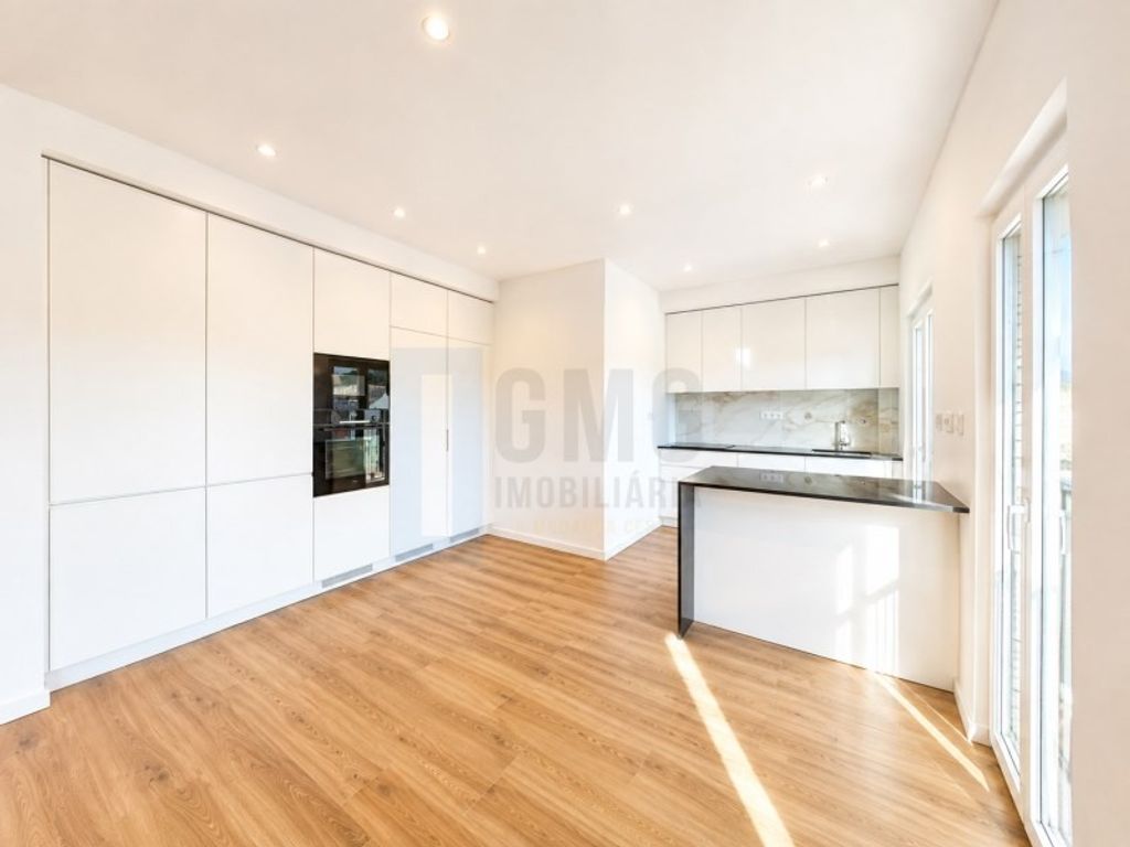Luxury Apartment for sale in Odivelas, 530 000 €, Photo 4