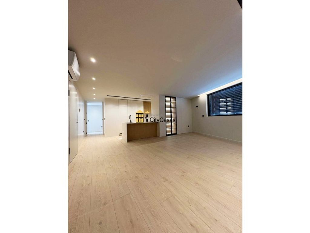 Luxury Apartment for sale in Gondomar, 558 000 €, Photo 4