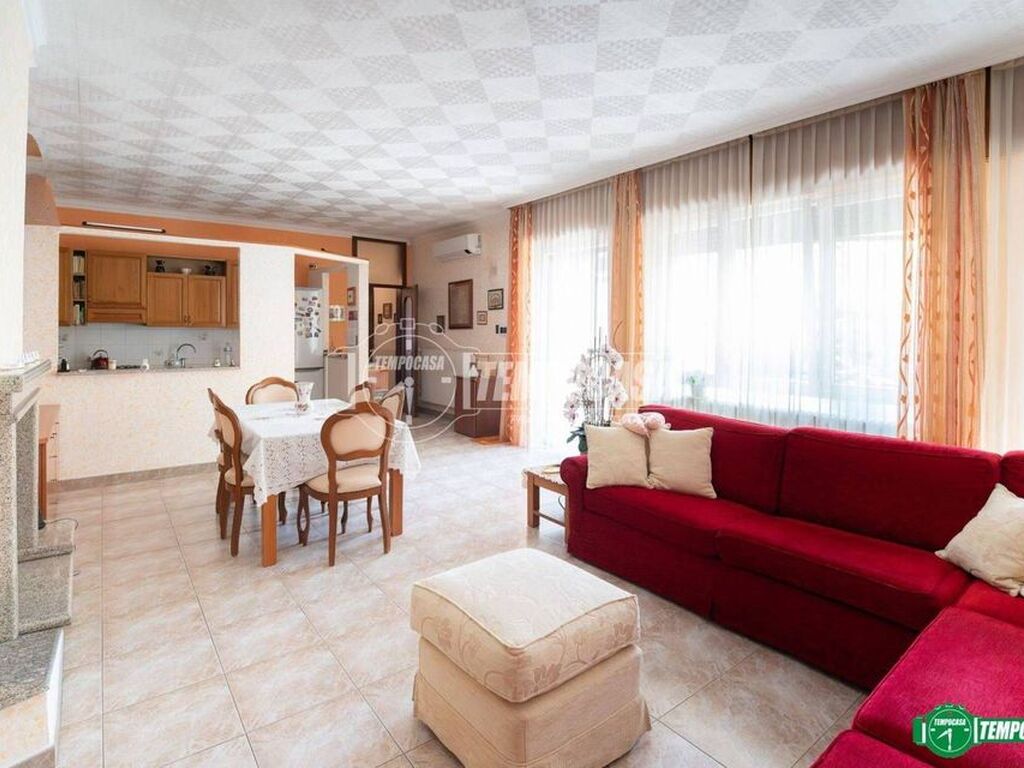 Luxury House for sale in Nova Milanese, 969 000 €, Photo 1