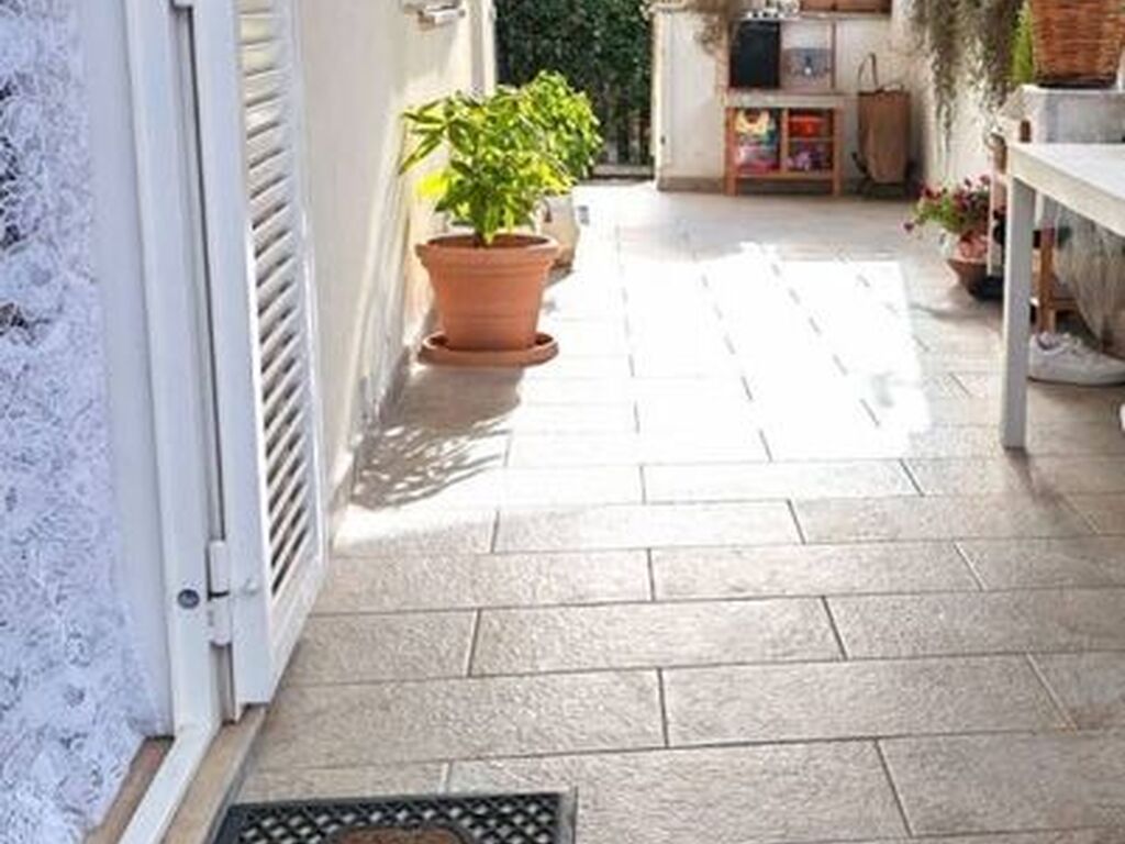 Maison de luxe à vendre à Ladispoli, 495 000 €, Photo 2