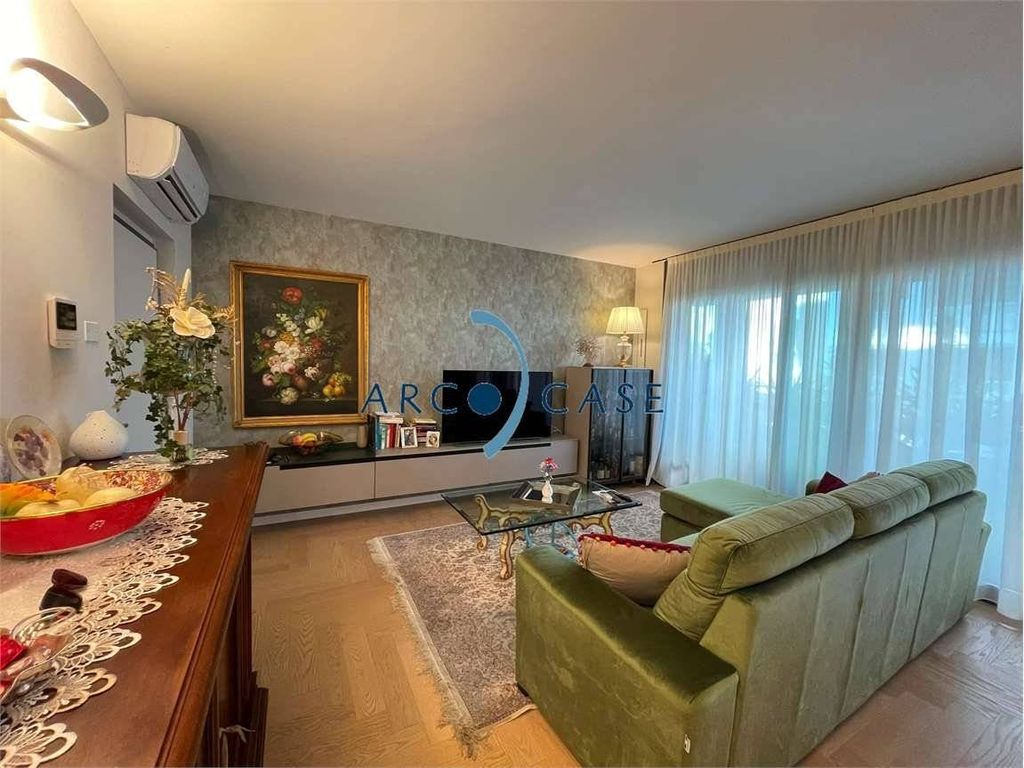 Appartement de luxe à vendre à Crema, 480 000 €, Photo 5