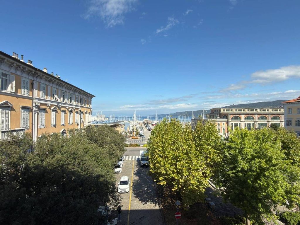 Appartement de luxe à vendre à Trieste, 760 000 €, Photo 5