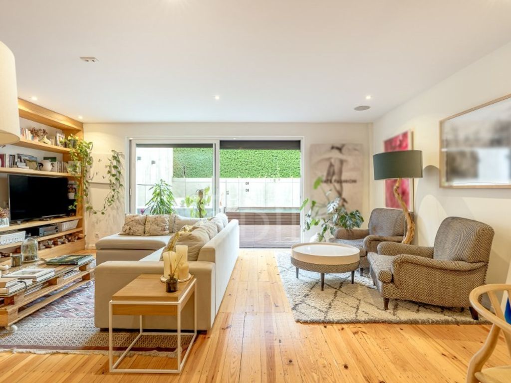 Maison de luxe à vendre à Lisbon, 2 000 000 €, Photo 1