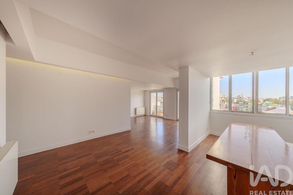 Luxury Apartment for sale in Lisbon, 860 000 €, Photo 1