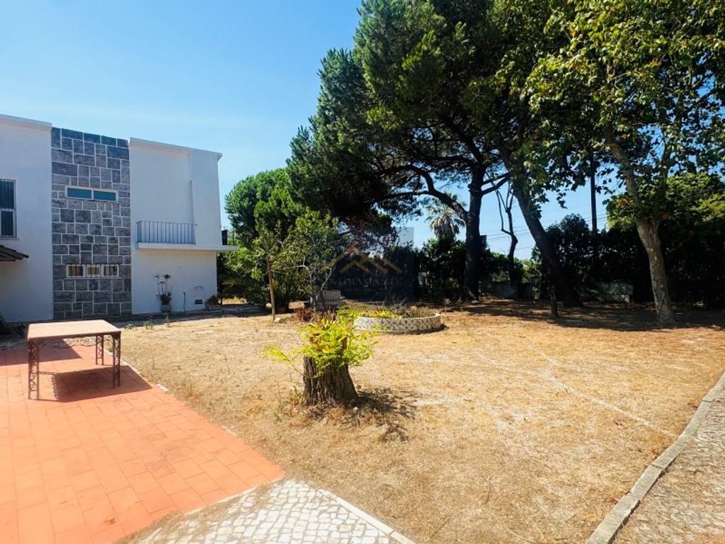 Maison de luxe à vendre à Almada, 1 600 000 €, Photo 1