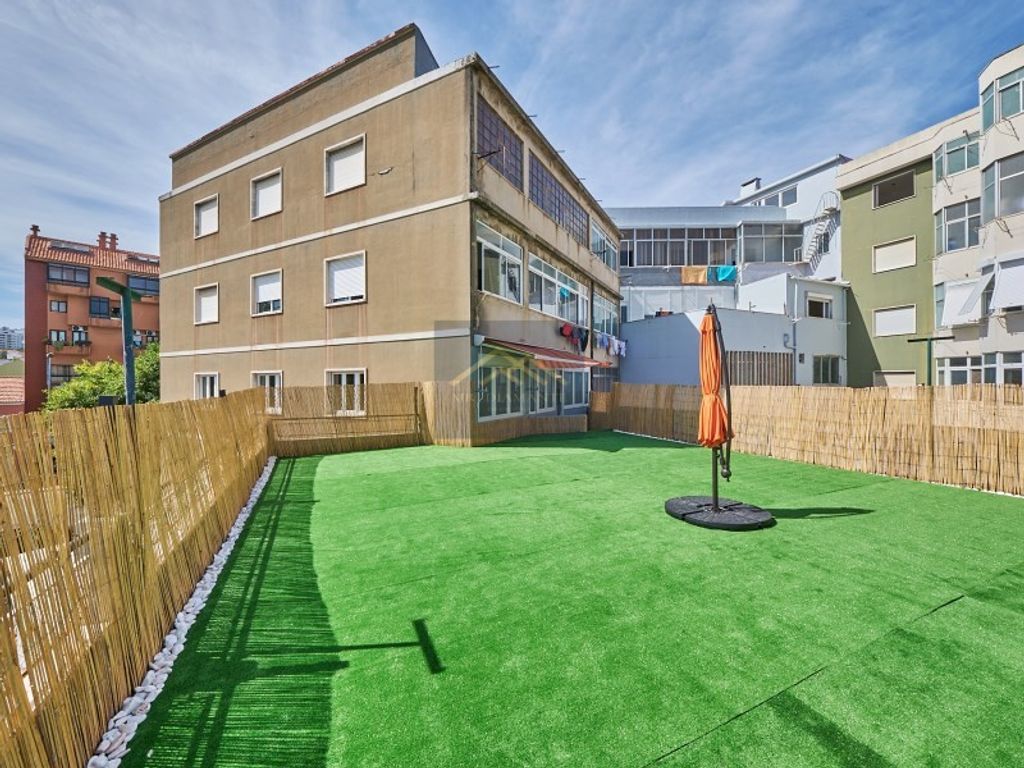 Appartement de luxe à vendre à Almada, 450 000 €, Photo 1