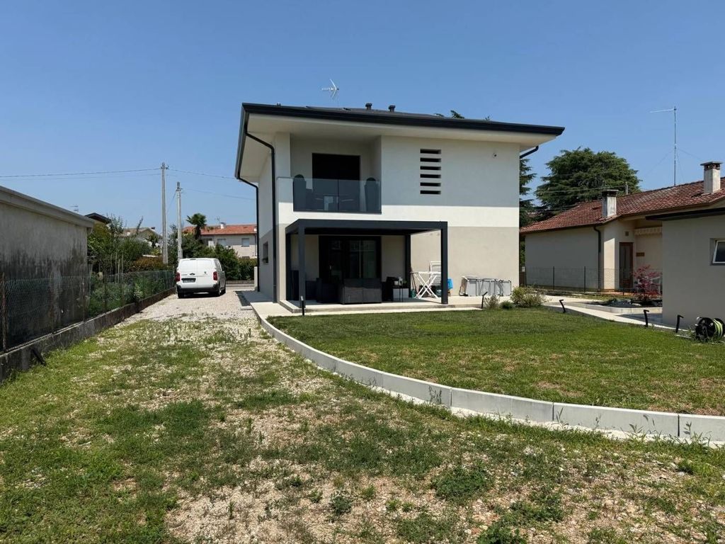 Maison de luxe à vendre à Codroipo, 465 000 €, Photo 4