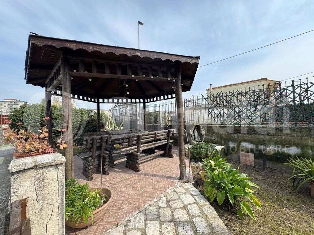 Luxury House for sale in Quarto, 570 000 €, Photo 6
