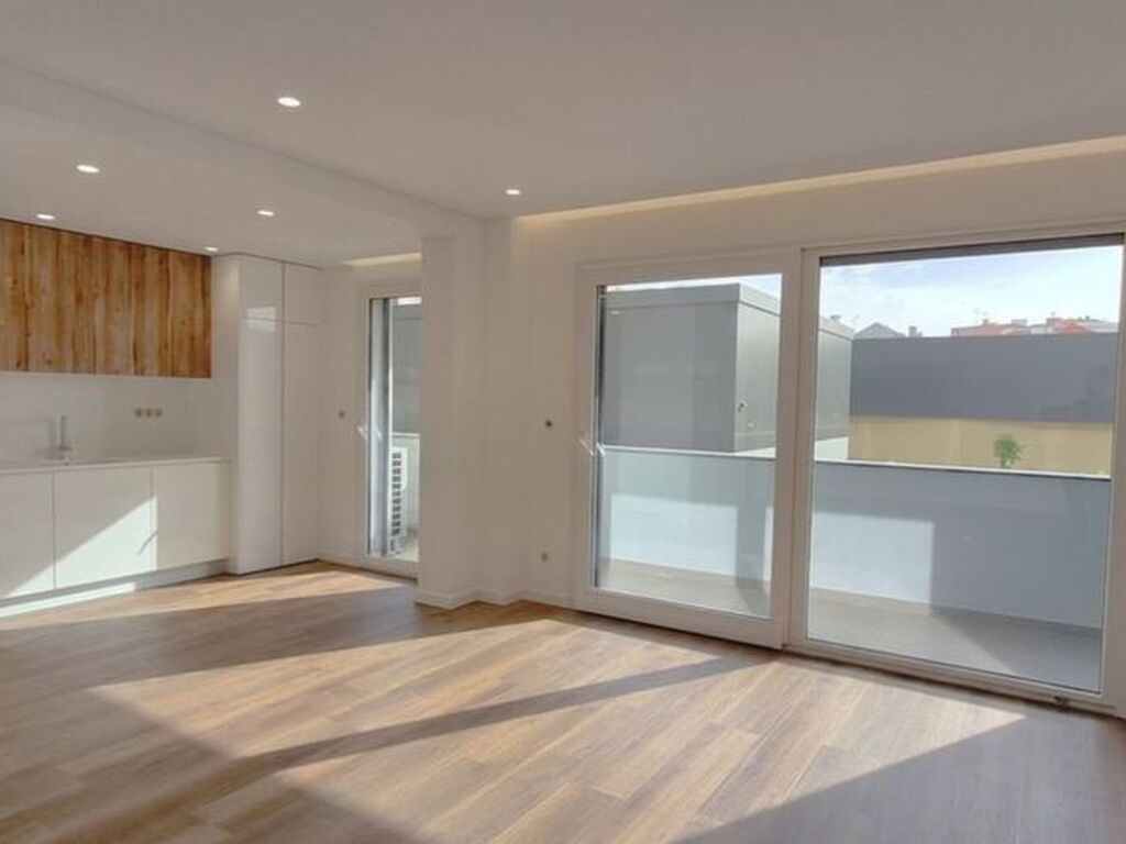 Luxury Apartment for sale in Odivelas, 625 000 €, Photo 2