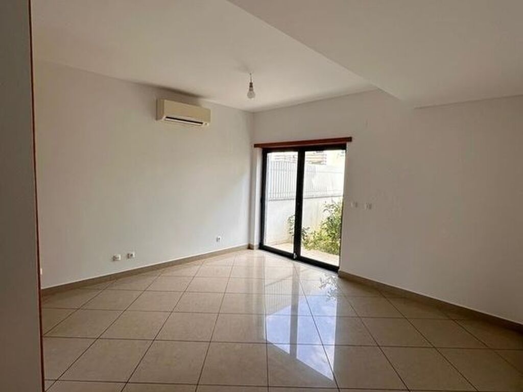Maison de luxe à vendre à Charneca de Caparica, 750 000 €, Photo 4