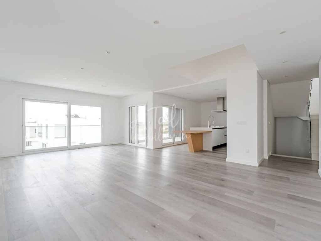 Luxury House for sale in Seixal, 765 000 €, Photo 2