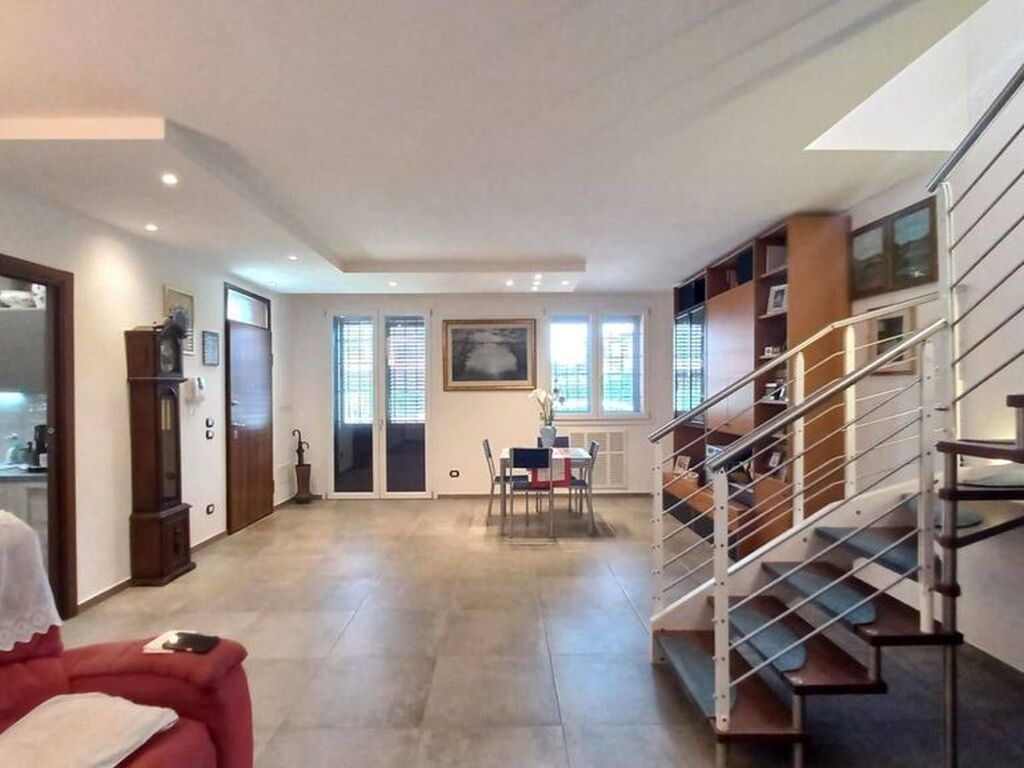 Maison de luxe à vendre à Medicina-Buda, 550 000 €, Photo 1